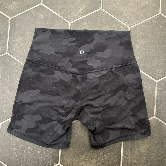 lululemon Dark Camo Shorts - Picture 1 of 2